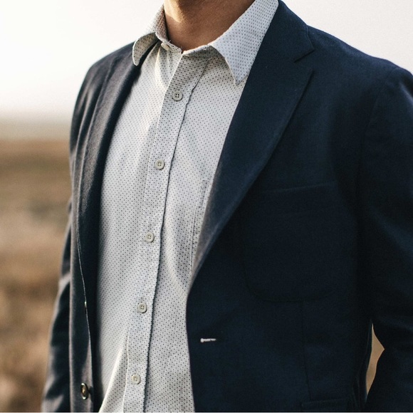 Taylor Stitch Other - Taylor Stitch The California Shirt in Navy Jacquard Dot